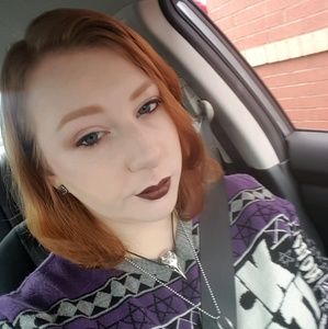 Meet your Posher, Kacie